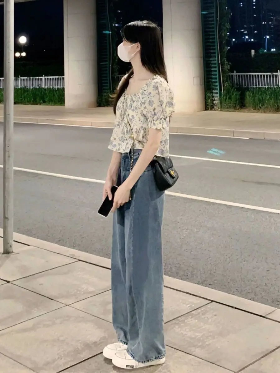 New Niche and Unique Square Collar Floral Shirt Fashionable Short Puff Sleeves Small Top