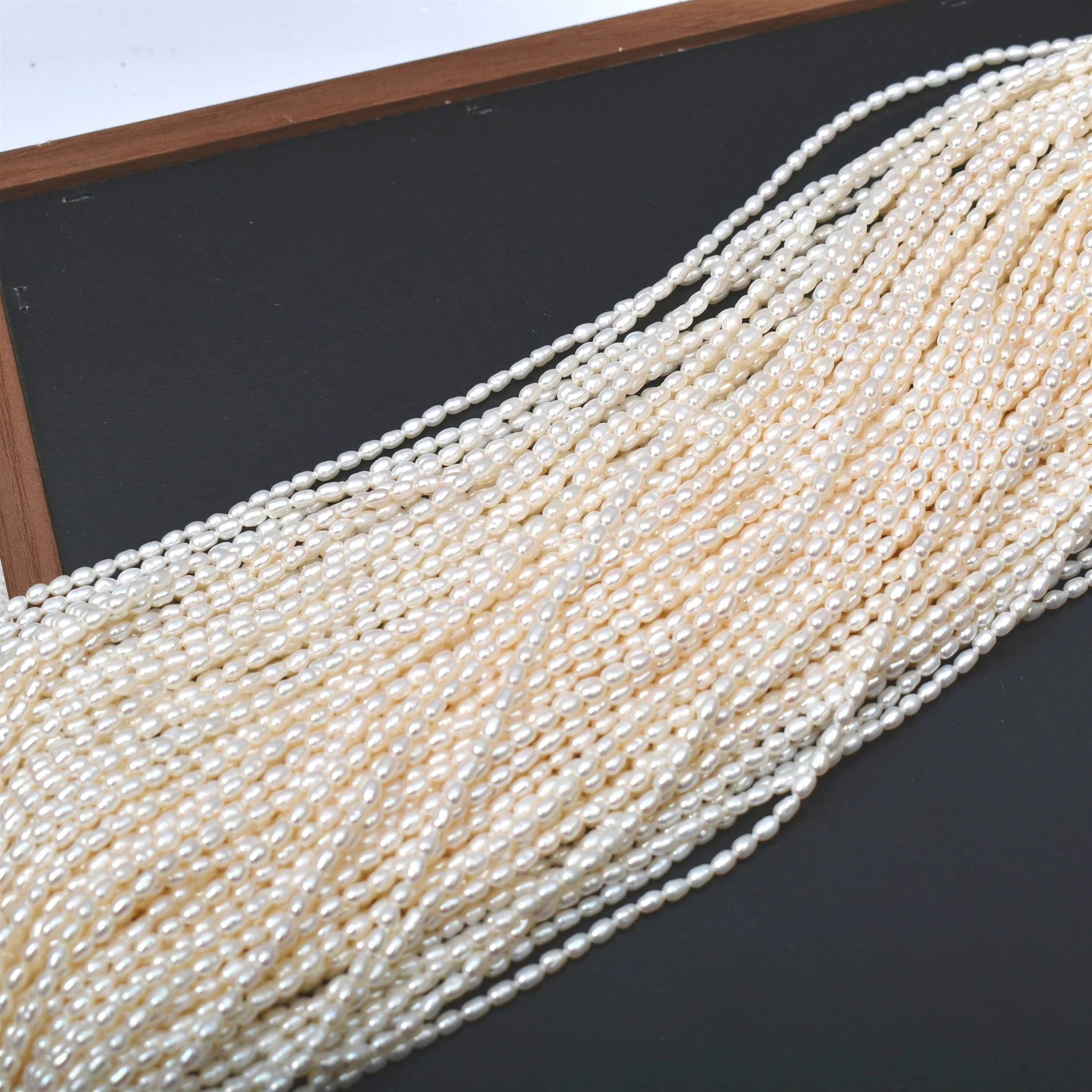 لآلئ المياه العذبة البيضاء الم - مراجعة Jewelry Making The Well وسعره