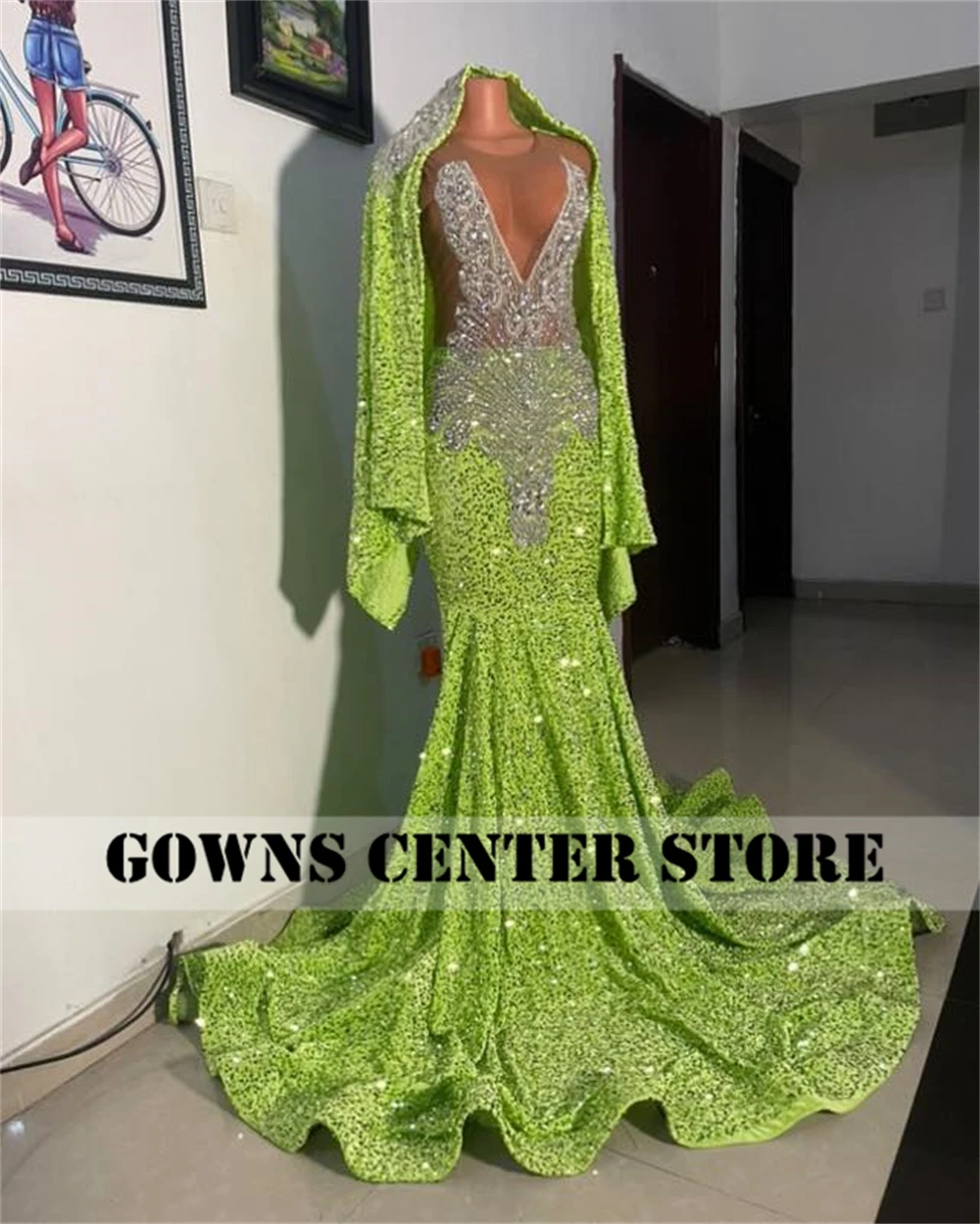 Gracioso verde lantejoulas sereia vestidos de baile luxo preto meninas frisado strass vestido de festa à noite com lenço personalizado