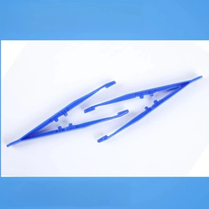 

300Pcs Plastic Dental Tweezers Clips Medical Repair Small Disposable Tweezers Tools Dental Materials