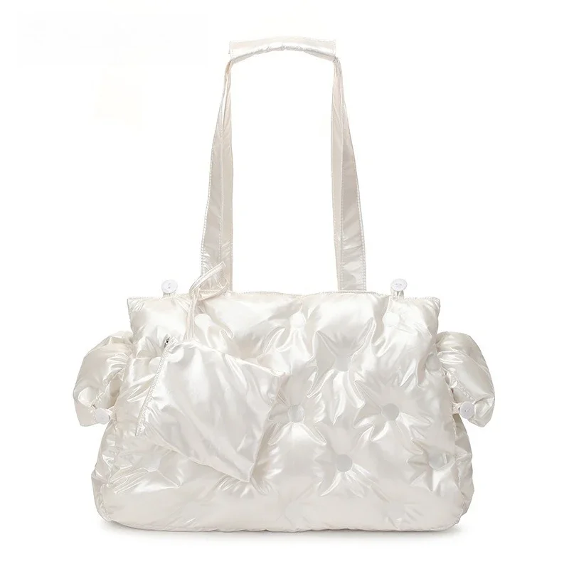 Cute Poldot One-Shoulder Pet Bag for Cats and Dogs, Soft Comfortable Travel CarrierGoods in stock
