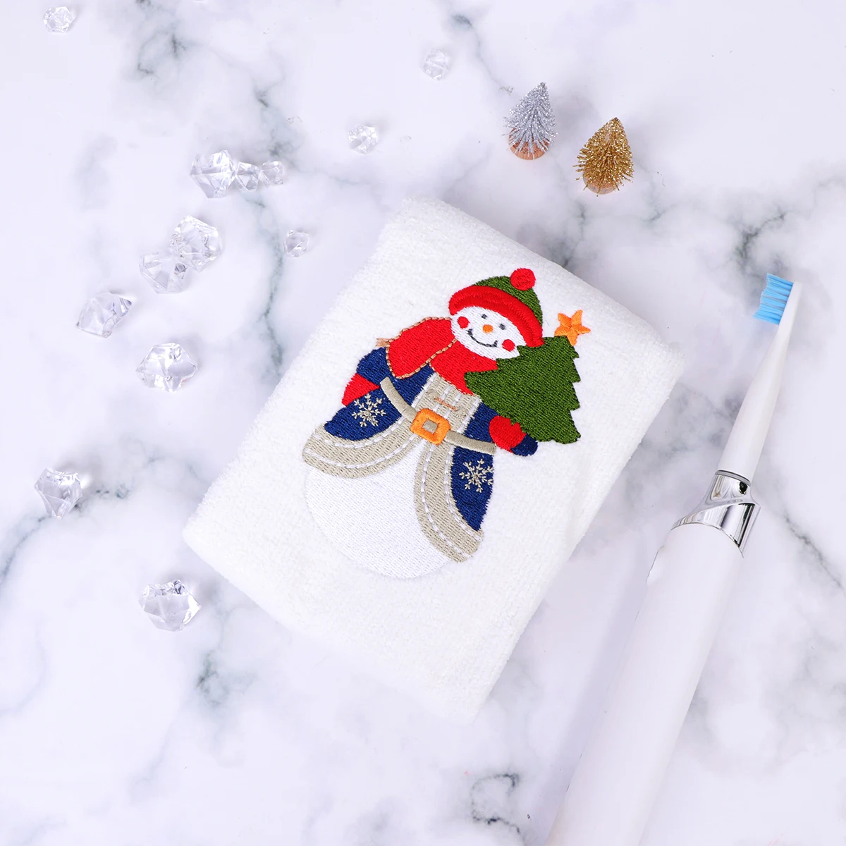 

Christmas Snowman Cotton Towel Red Bowknot Hand Embroidered Facial Cleaning Soft Durable Gift Idea Christmas Theme Pattern Face