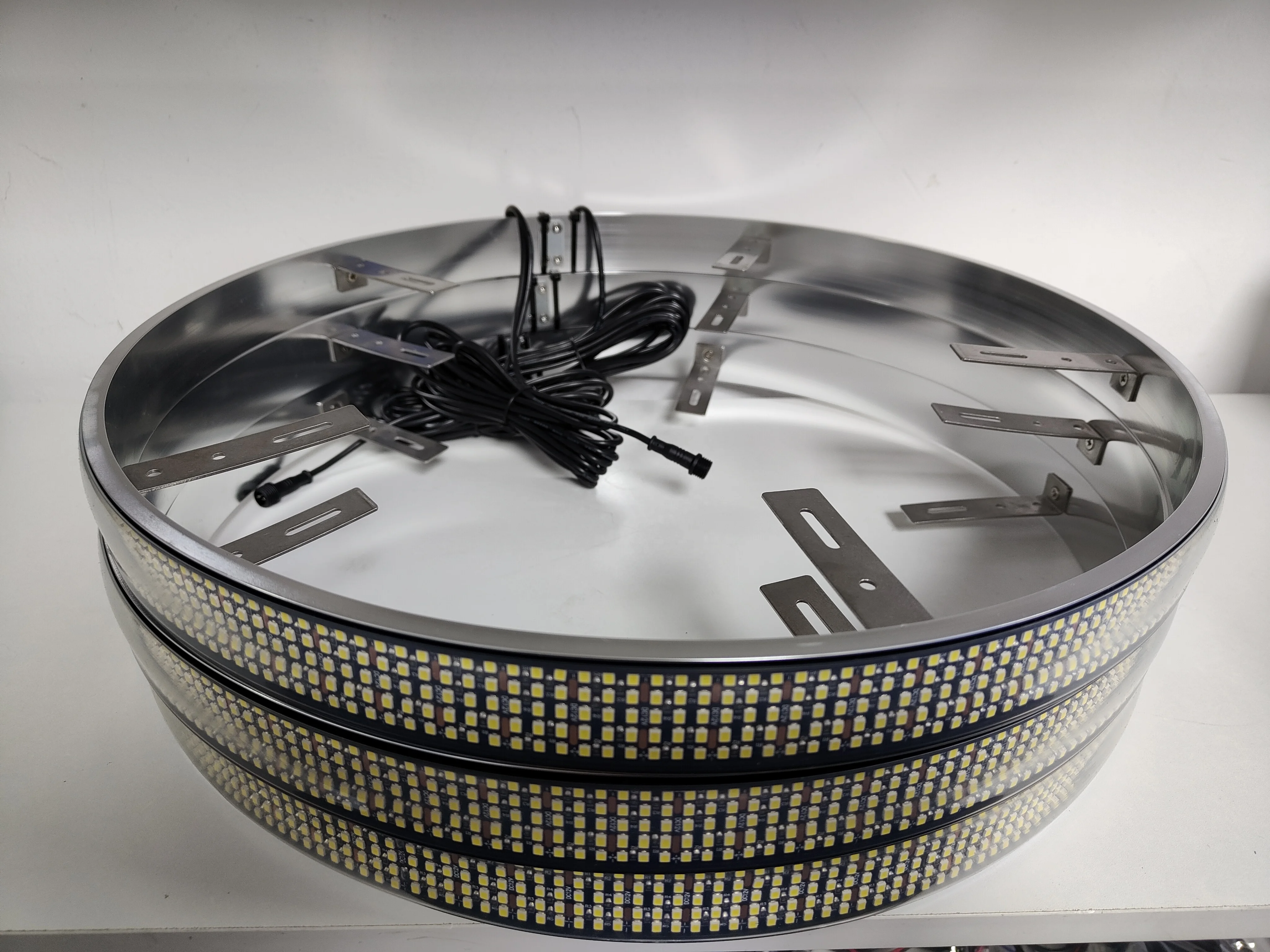 2023 PIÙ NUOVO 4PC 17" 5 file che insegue luci del cerchio del kit anello ruota illuminato a LED