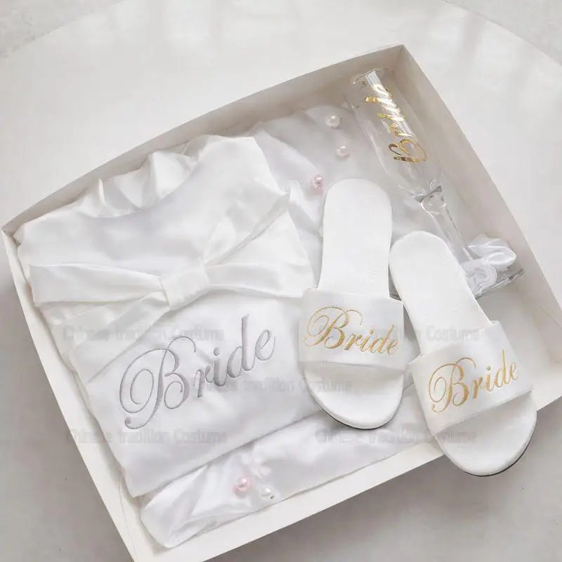 

Sliver Embroider Bride Robe Wedding Dress Kimono Gown Short Satin Sleepweawr Bridesmaid Bachelor Party Slipper Loungewear