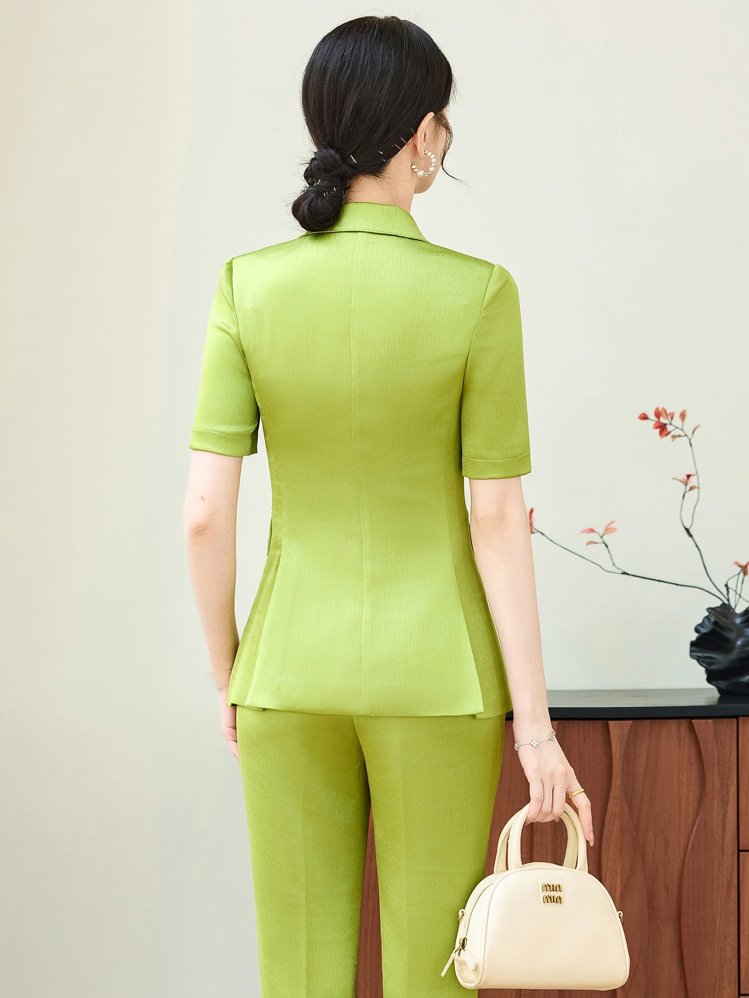 Green Suit Jacket Women's 2026 New Summer Commute Lightweight Professional Formal High-End Feeling Career Suit Set