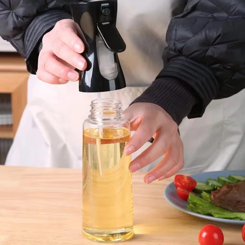 1PC Kitchen Household Oil Spray Bottle Press-type Oil Kettle Oil Control Atomization Bottles Oil Pot DIY Seasoning Tools