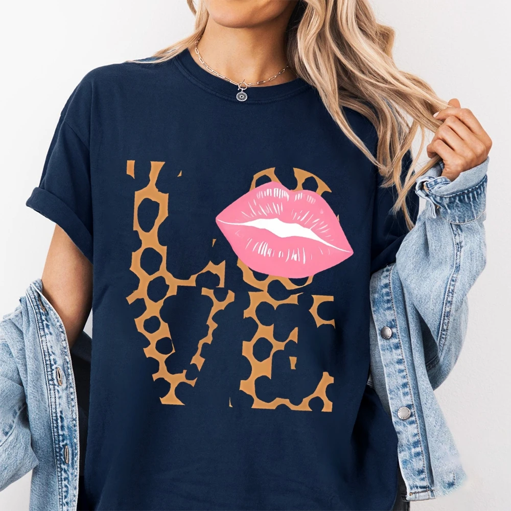 

Summer Vintage Women's Classic Fitted Short Sleeve Tee Leopard Print Love Pattern Breathable Soft Fabric for All Seasons