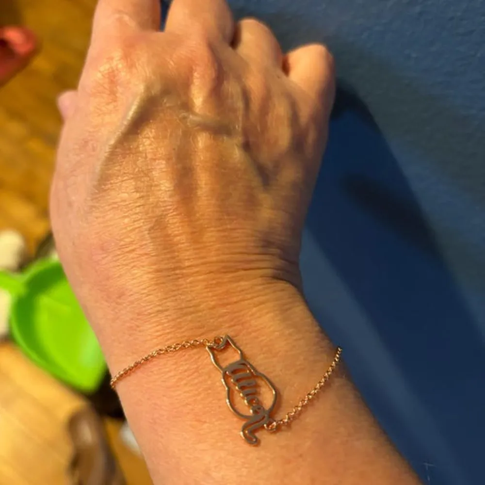 

Браслеты с именем кошки на заказ, женские ювелирные изделия, персонализированные браслеты с подвесками из нержавеющей стали для мамы, Рождественский подарок