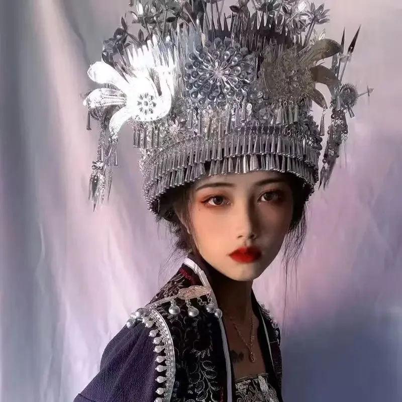 

Old Chinese Miao Silver Hat For Women Singer Dancer Headdress Retro Headpiece Accessory Studio Photography Festival Party Gift