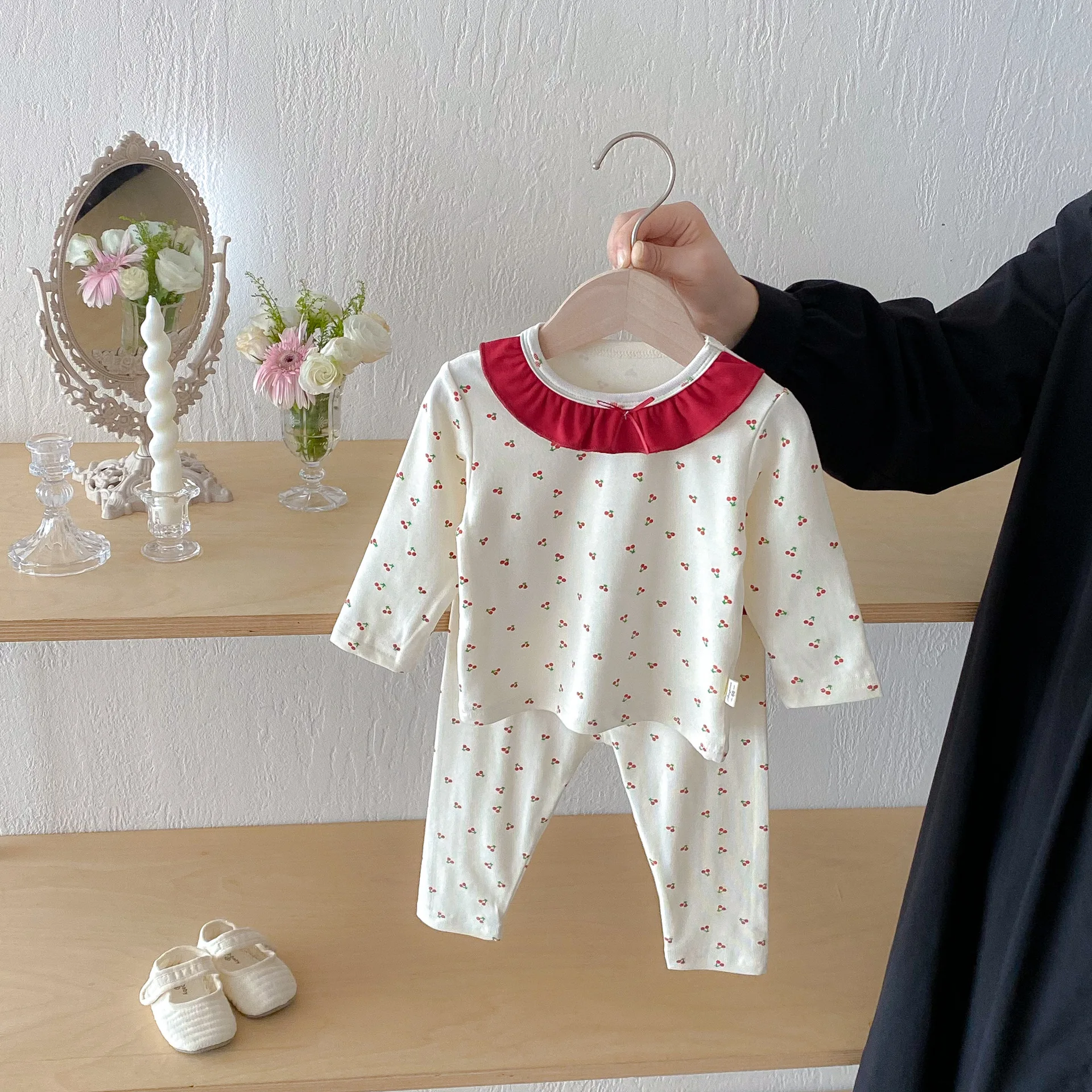 Split Bottoming Shirt +Leggings Casual Two-piece Suit Baby Girl Suit Autumn New Baby Cherry Home Suit