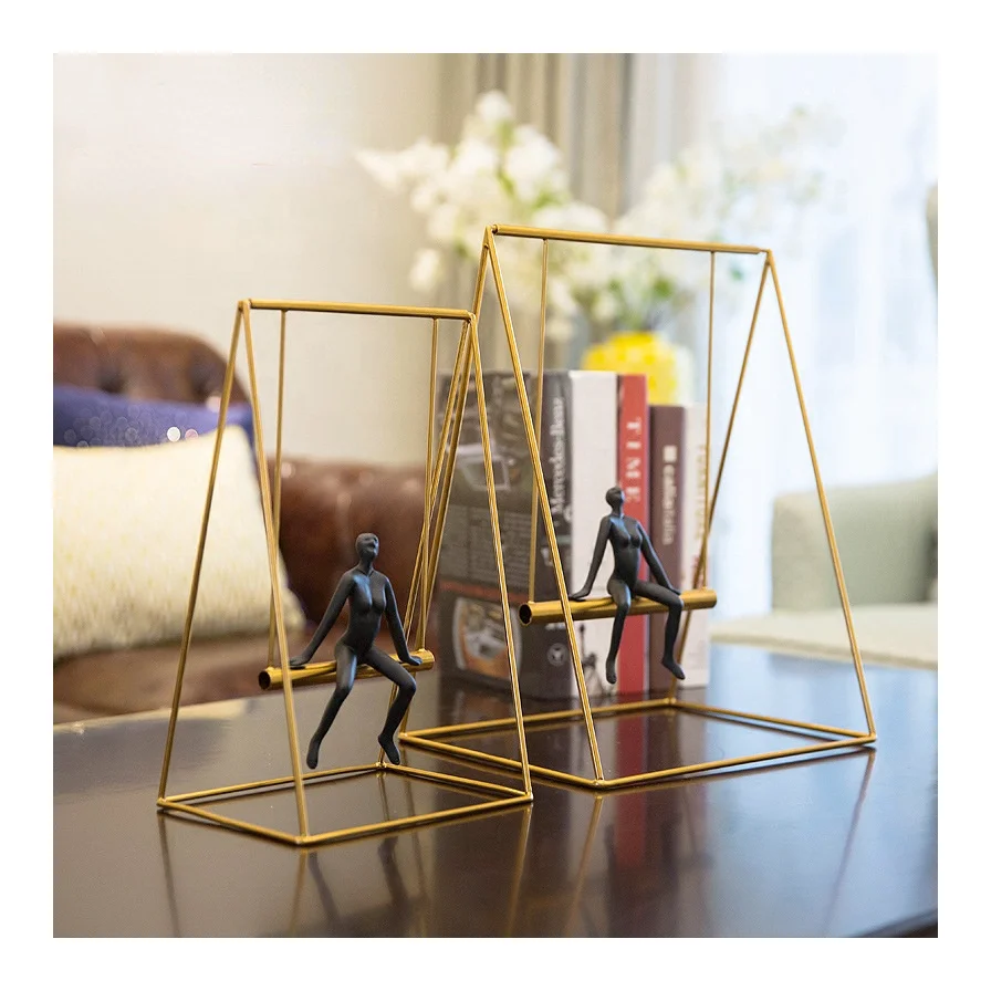 European metal swing figure sculpture office study wine cabinet decorations brass ornaments American craft decoration