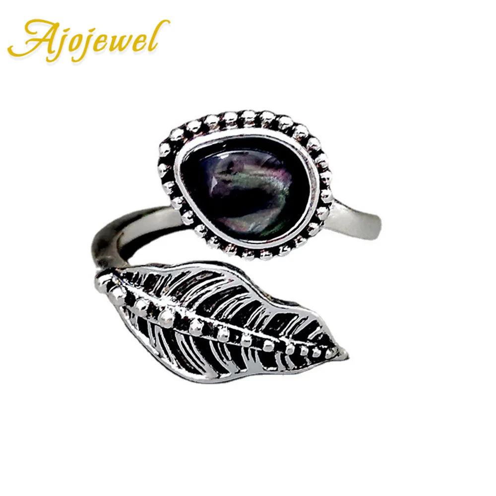 

Retro Bohemian Shell Moonstone Ring European and American creative leaf vintage Women's Personality Gift