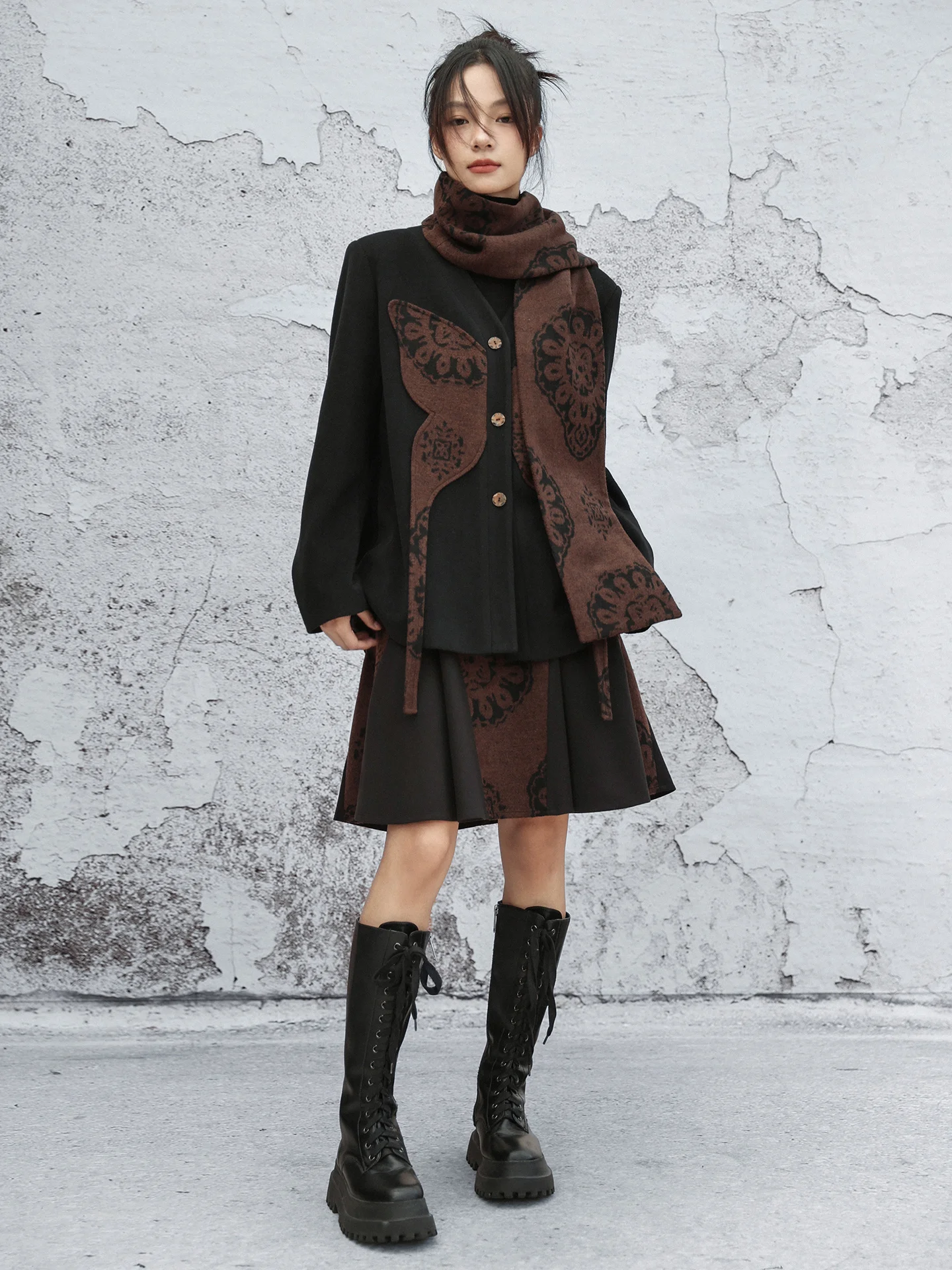 

Ele Women's Woolen Scarf with Embroidery And Patchwork Design Vintage Sle V-Ne Coat for Autumn And Winter