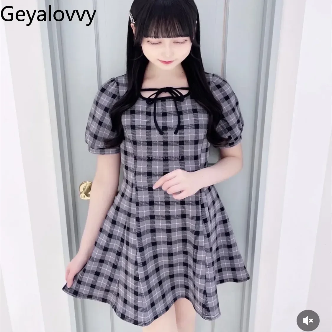 Japanese Bow Strapped Square Neck Slim-fitting Short Dress Foreign Style Sweet Plaid Bubble Sleeve Knitted High Waist Dresses