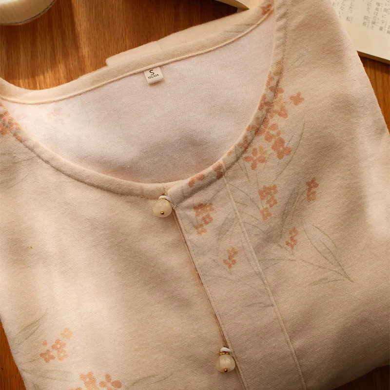 

Комплект женской домашней одежды из чистого хлопка с длинными рукавами: весенне-осенний винтажный вариант и зимняя верхняя одежда. Удобная, дышащая домашняя одежда.