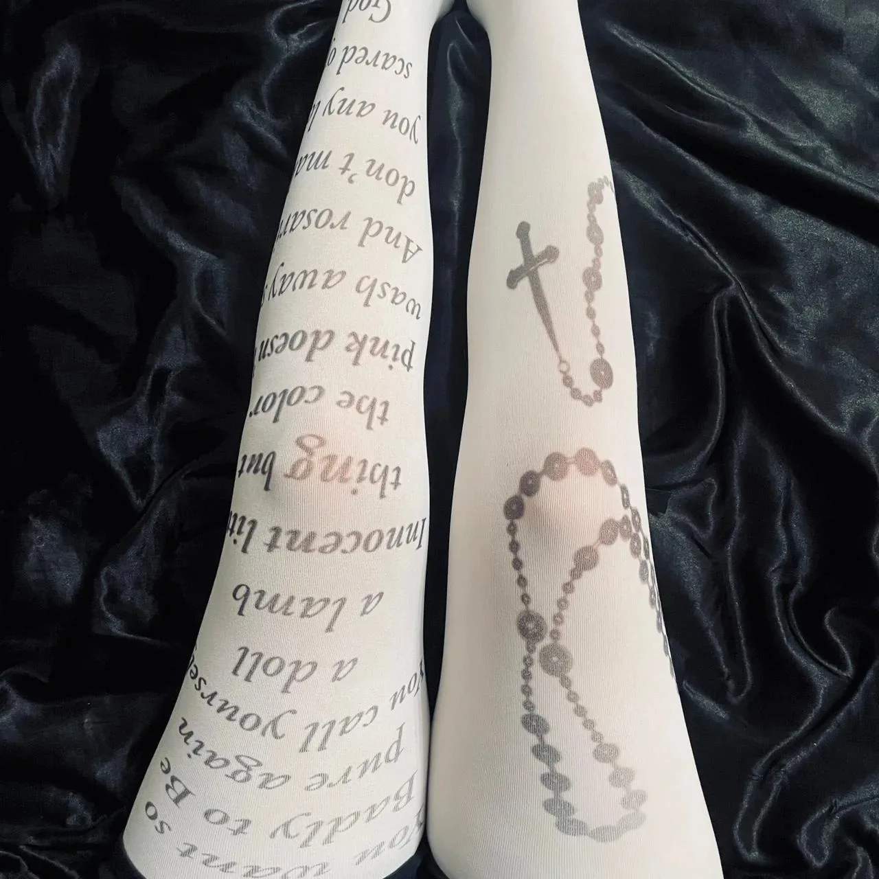 

Y2K Women's Harajuku Punk Style Long Socks Simple Versatile Cosplay Cute Alphabet Socks Crisscross Street Vintage Silk Socks