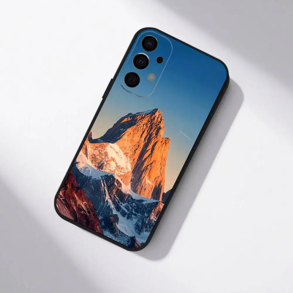 De Swiss Mountain Matterhorn in Zermatt telefoonhoesje voor Samsung S25, S24, S21, S22, S23, S30, Ultra, S20, Plus, Fe, Lite, 5G zwarte cover