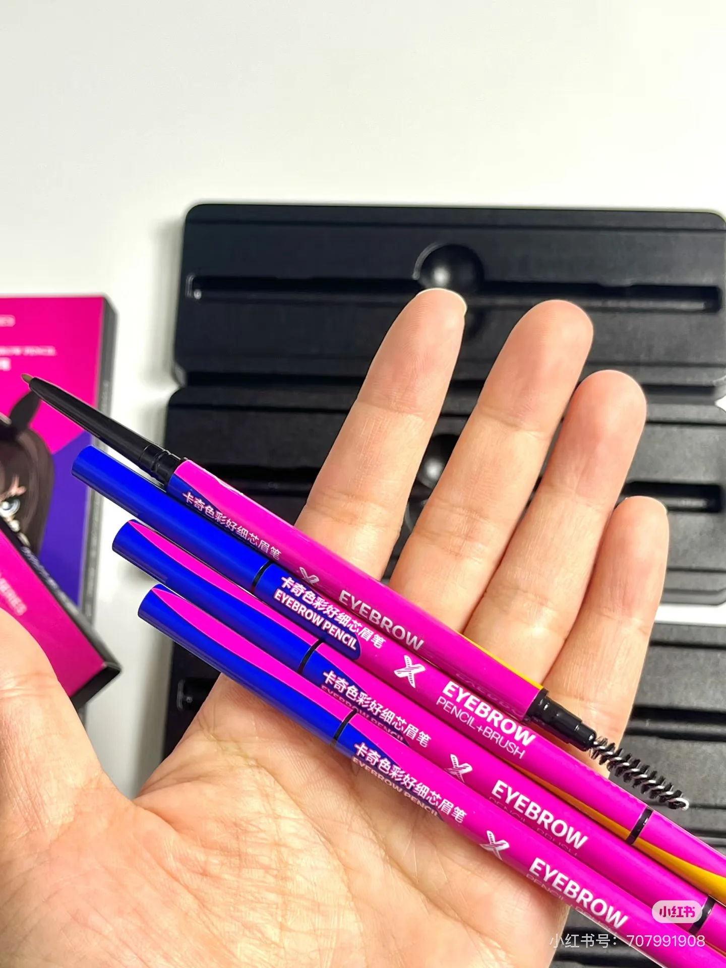 Wodoodporna dwustronna kredka do brwi 1,4 mm bardzo cienka kredka do brwi odporna na pot, długotrwały profesjonalny makijaż oczu