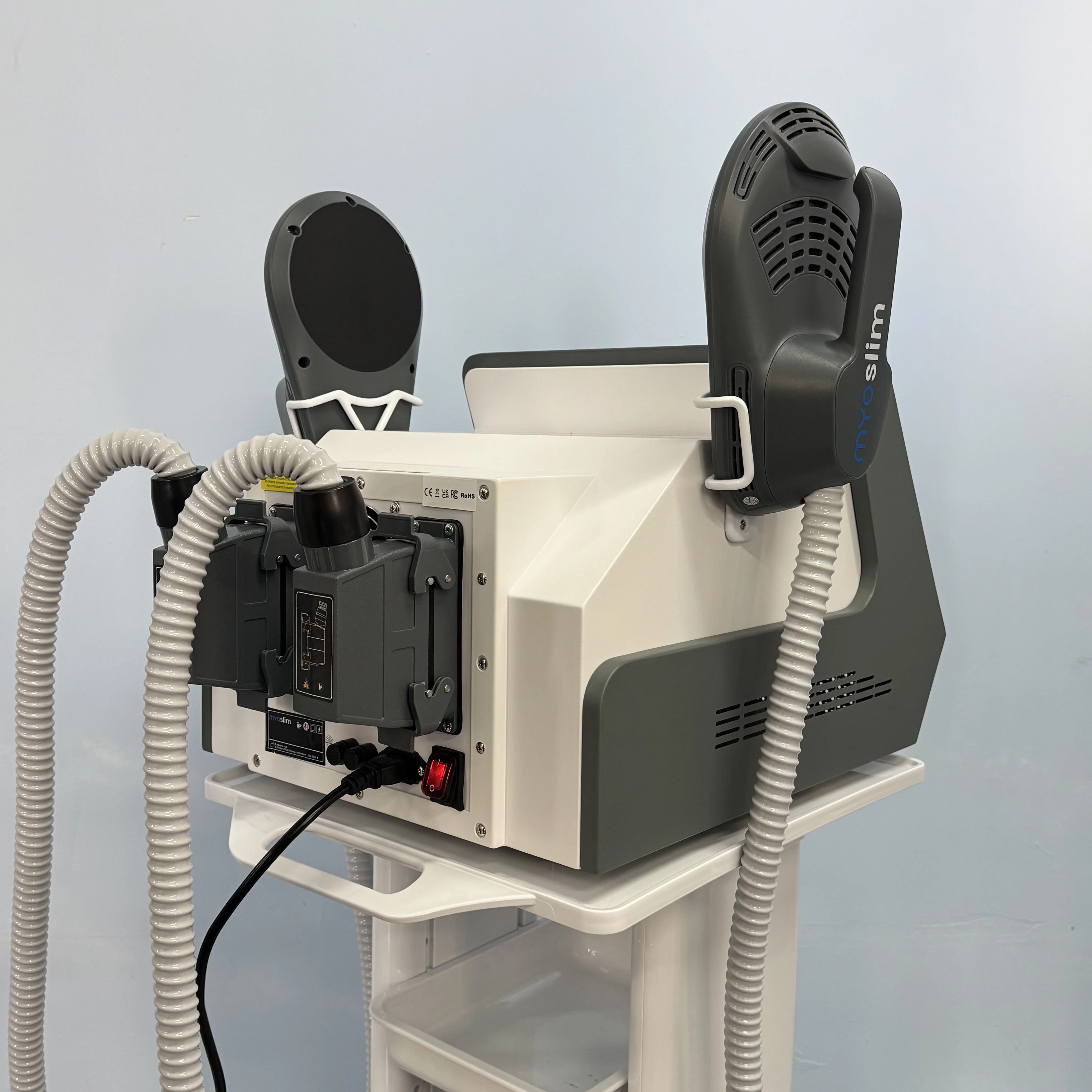 

Портативный электромагнитный RF-аппарат MYOslim Neo для коррекции фигуры, стимуляции мышц, удаления жира и наращивания мышечной массы, 6500 Вт