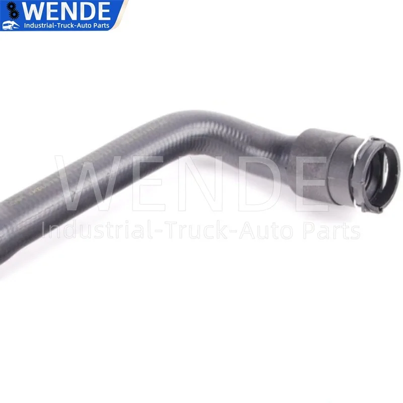 OEM 8D0121101K  Auto Parts Upper Radiator Coolant Hose for 1.6 1.8 VW Passat A4/Avant A6/S6 Avant Quattro