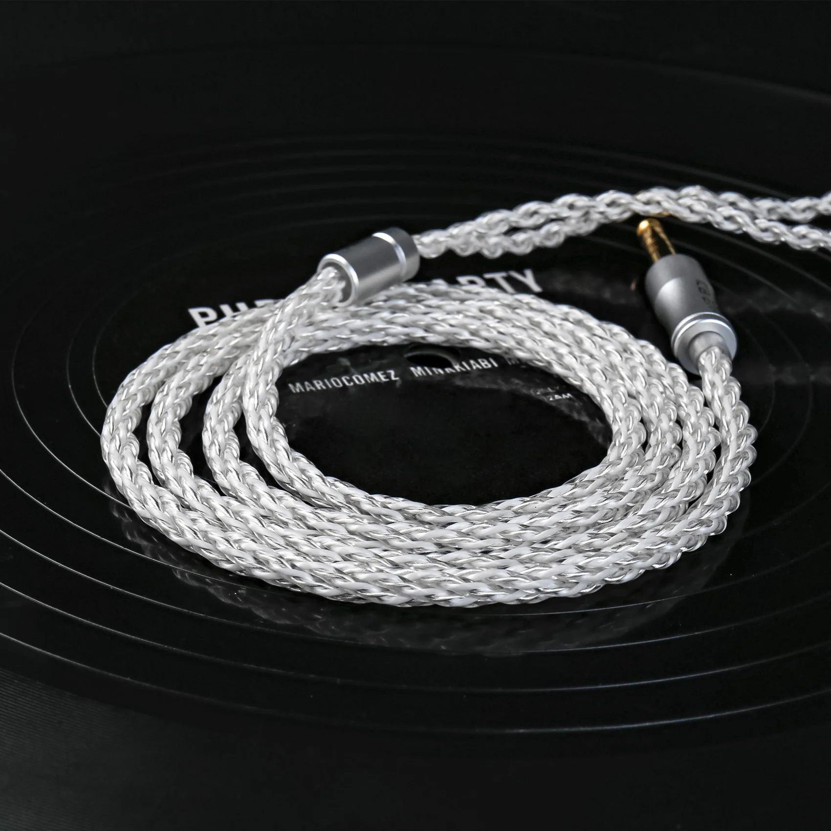 KBEAR BaiZe 8-Core High-Purity Silver-Plated OFC Iem Cable Replaceable Balanced 3.5/4.4mm QDC Headphones Cable for KZ ZS12 Pro X
