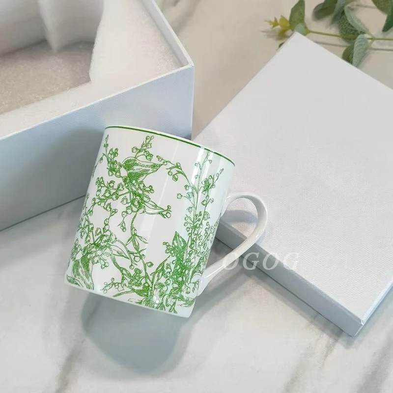 tasses-en-ceramique-de-porcelaine-soucoupes-bols-cuilleres-assiettes-theieres-vaisselle-parfait-pour-les-brassages-du-matin-decoration-de-maison-bureau-cafe-et