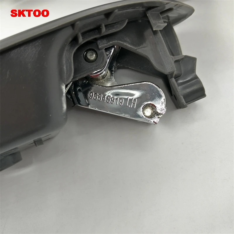 

AZ-SKTOO Inside Door Handle car interior door knob For chevrolet Cruze 2009 2010 2011 2012 2013 2014