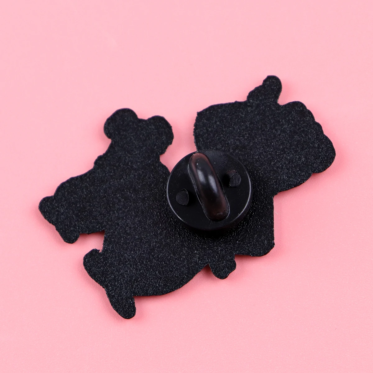 Pin Enamel Beruang Lucu Lencan - Embroidery Illustration ulasan dan harga