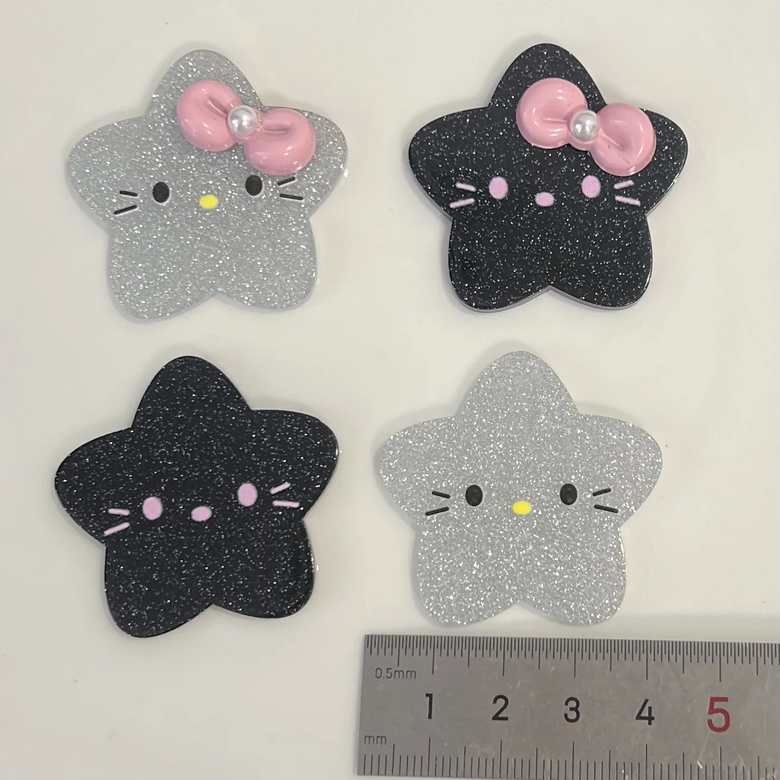 Cabujones planos de resina de dibujos animados de la serie Miniso Kitty Star, materiales para manualidades diy, dijes para hacer joyas, 2 uds.