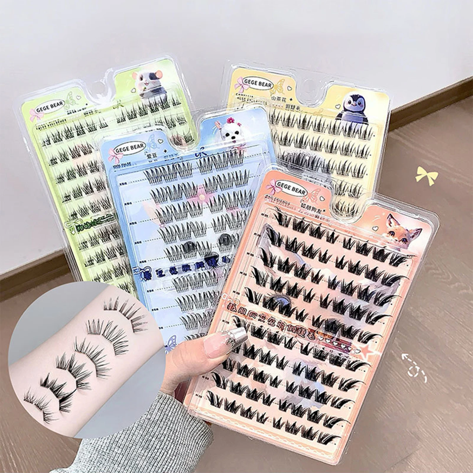 Glue-Free Segmented Lashes Cluster Fake Eyelashes Natural Self Adhesive Manga Eyelashes for Daily Eye Makeup