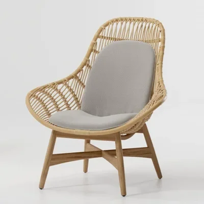 Rotan tafels en stoelen Driedelige combinatie Vrije tijd Binnenplaats Villa Terras Tuin Gastgezin Voorbeeldkamer