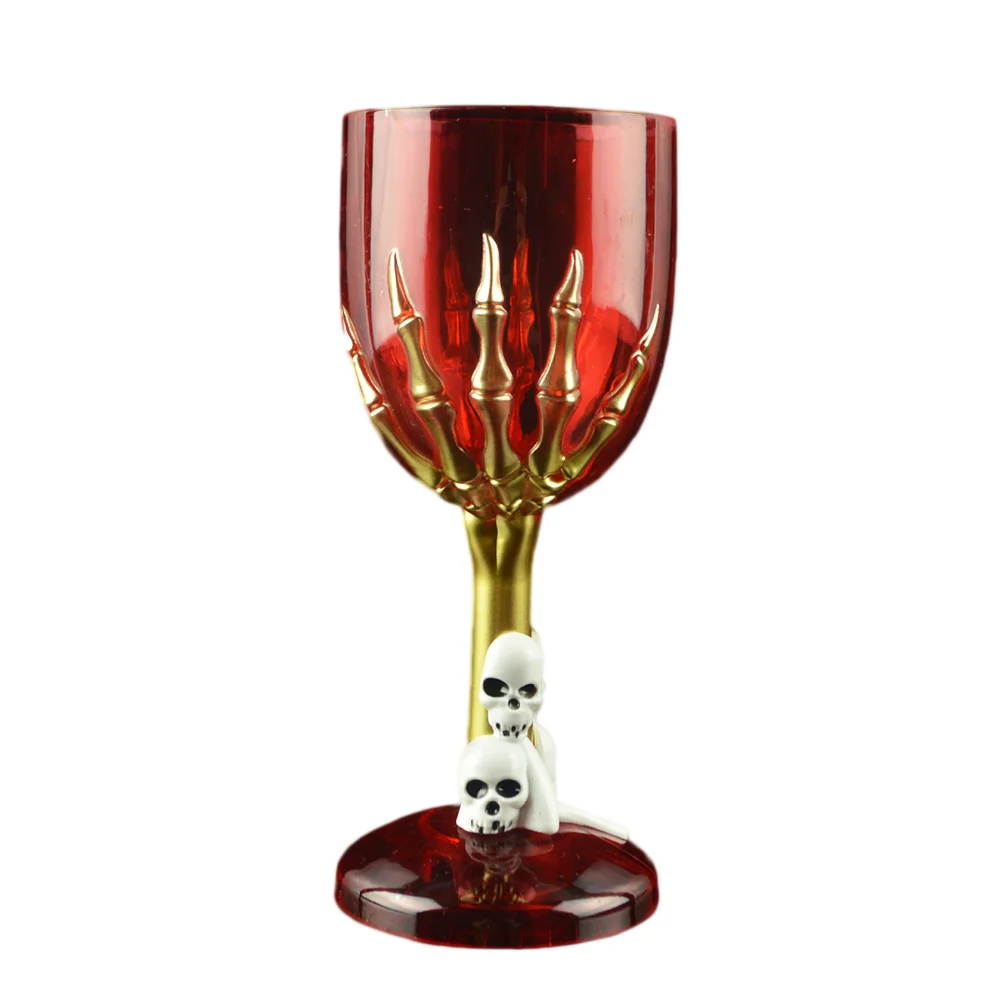 Halloween Plastic Goblet Skull Claw Decor Plastic Goblet Prop for Bar KTV Store (Non-Luminance Pattern, Random Color)