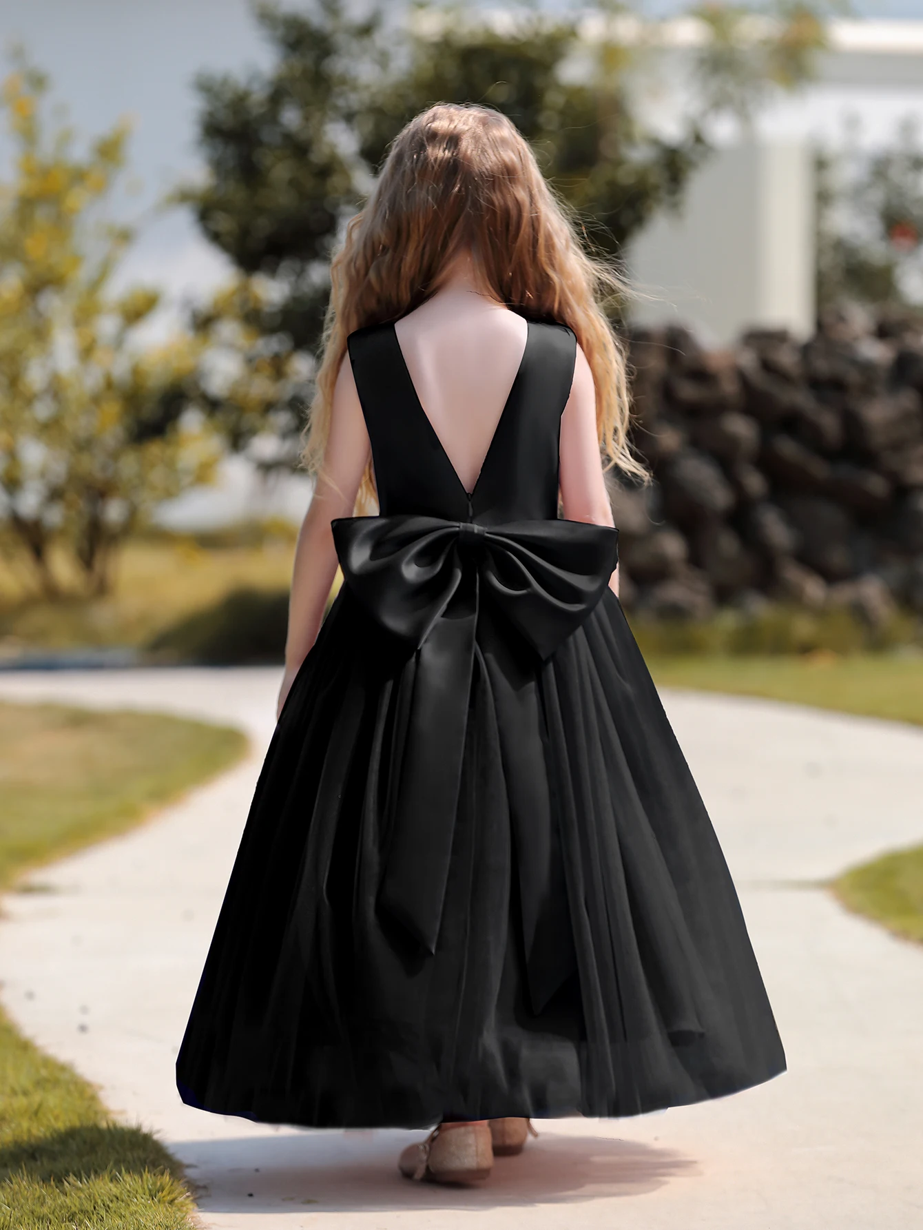 Luxury Satin Flower Girl Dress with Big Bow Sleeveless Fancy Formal Birthday Tulle Party Long Black Dresses