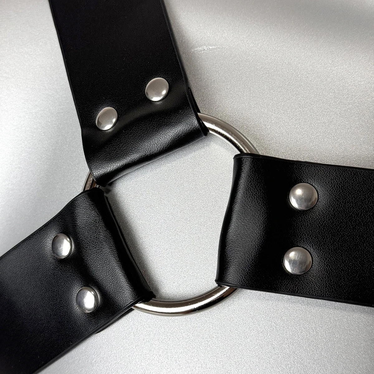 Mens Sexy Underwear Harness Pu Leather Studded Decor Harness BDSM Gay Upper Body Adjustable Bondage Harness Sex Fetish Clothing