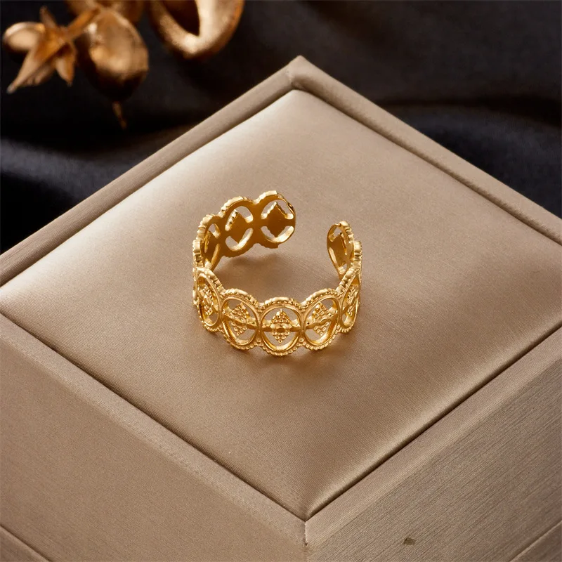 Fashionable Niche Design Oval Rhombus Cut Out Titanium Steel Open High-End Cold Style Ring