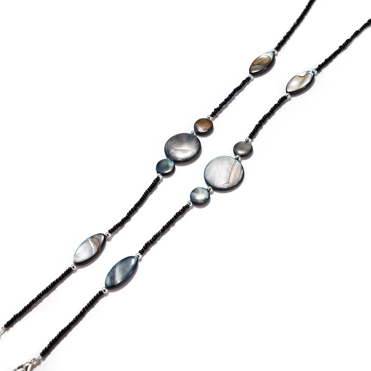 Modische Perlen-Brillenkette für Damen – Muschel-Sonnenbrillen-Lanyard, verstellbarer Brillenhalter, Anti-Verlust-Lesekabel (schwarz) – Detail 3