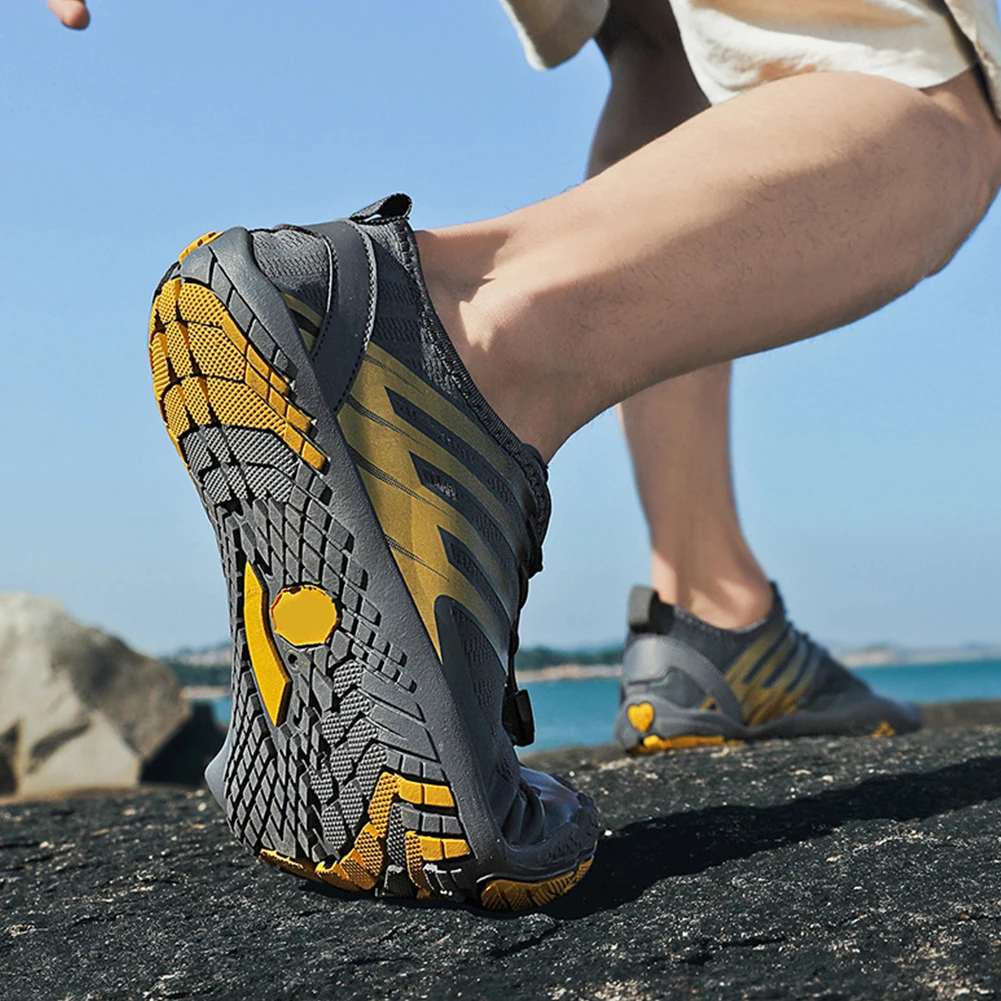 Wading Schoenen Blootsvoets Duikschoenen Snel Droog Lichtgewicht Waterschoenen Anti Slip Strandschoenen Ademend Voor Vissen Duiken Surfen