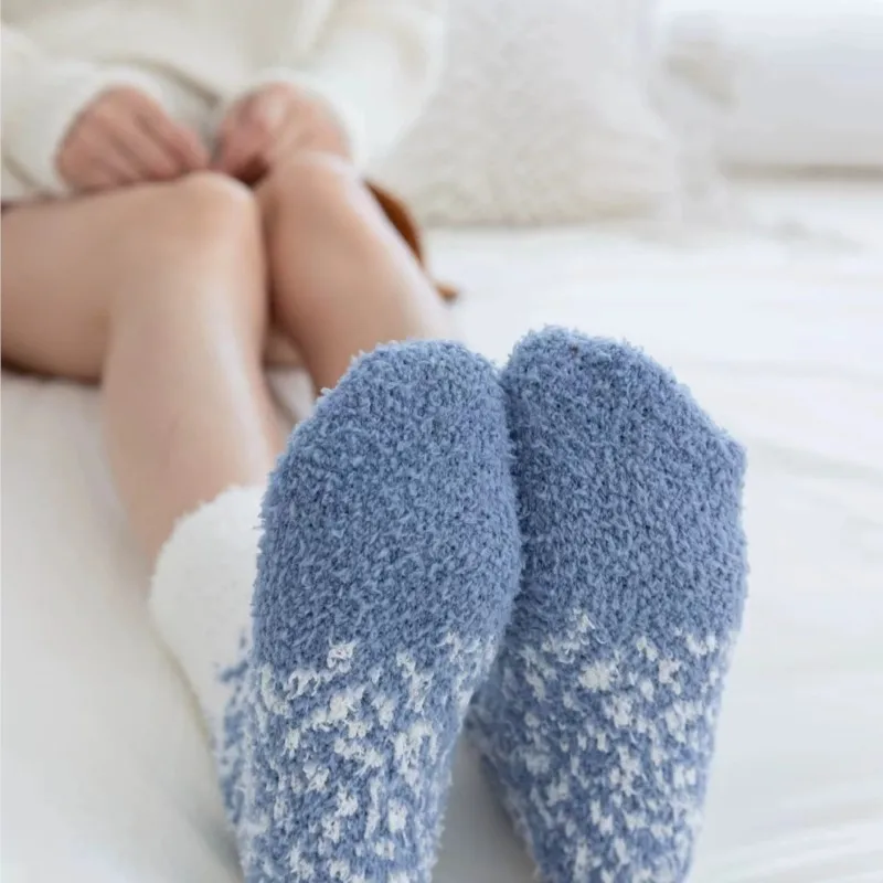 Autumn Winter Women Socks Mid-tube Comfortable Coral Velvet Gradient Color Thick Half Velvet Warm Soft Home Floor Sleeping Sock