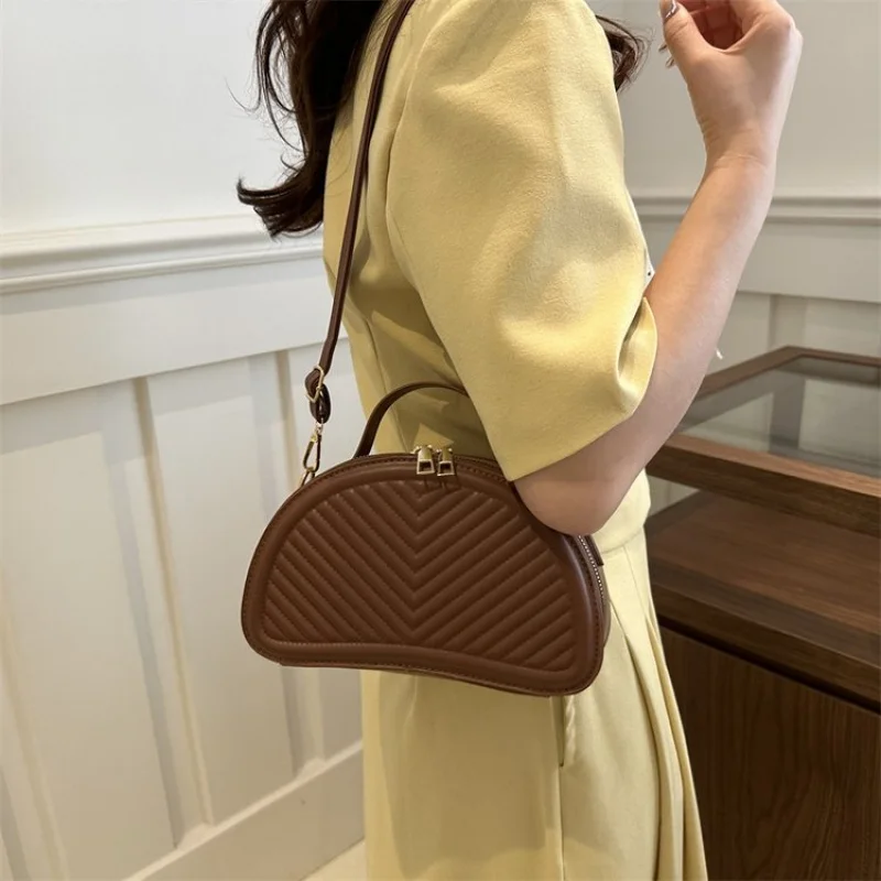 

Women's Shoulder Bag With Canvas Leather Casual Vintage Popular Lasting Spacious Soft Modern Style​