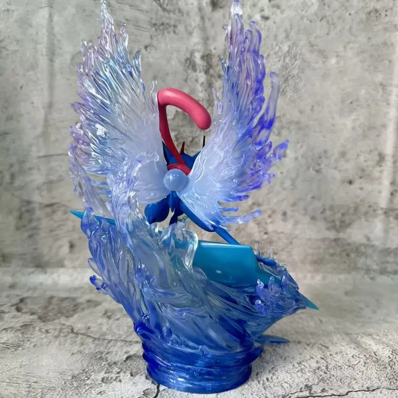 Nuevo Pokemon trébol de cuatro hojas Greninja mariposa marea modelo de juego juguete adornos decorativos de escritorio para niño regalo de vacaciones