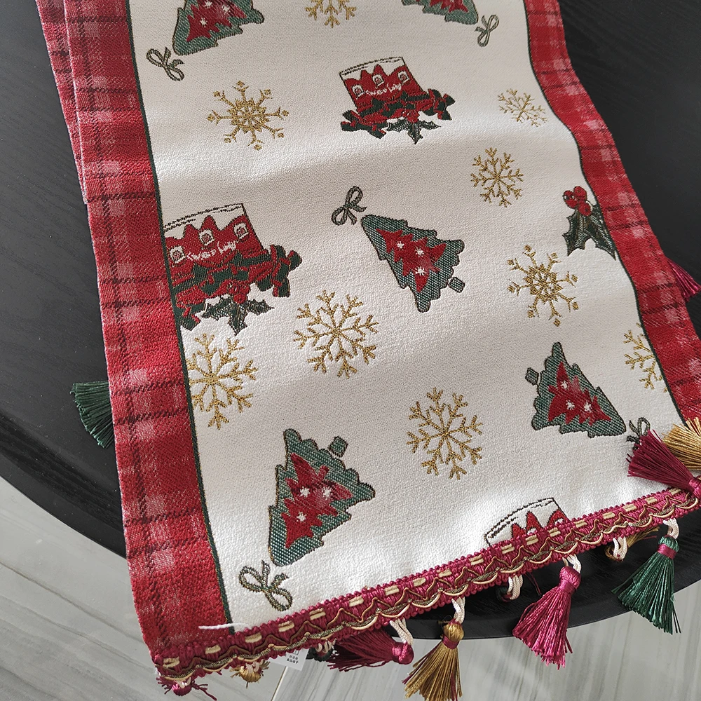 Christmas Tree Yarn-Dyed Jacquard Table Runner Christmas Deer Gift Christmas Hat Tassel Table Flag Bucket Cabinet Table Cover