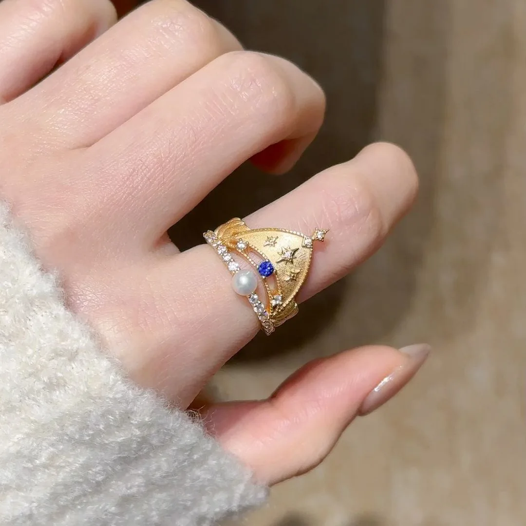 Vintage Art with Diamond Crown rings for women Light Luxury and High End Baroque Style Pearl Ring Wedding Jewelry Gift