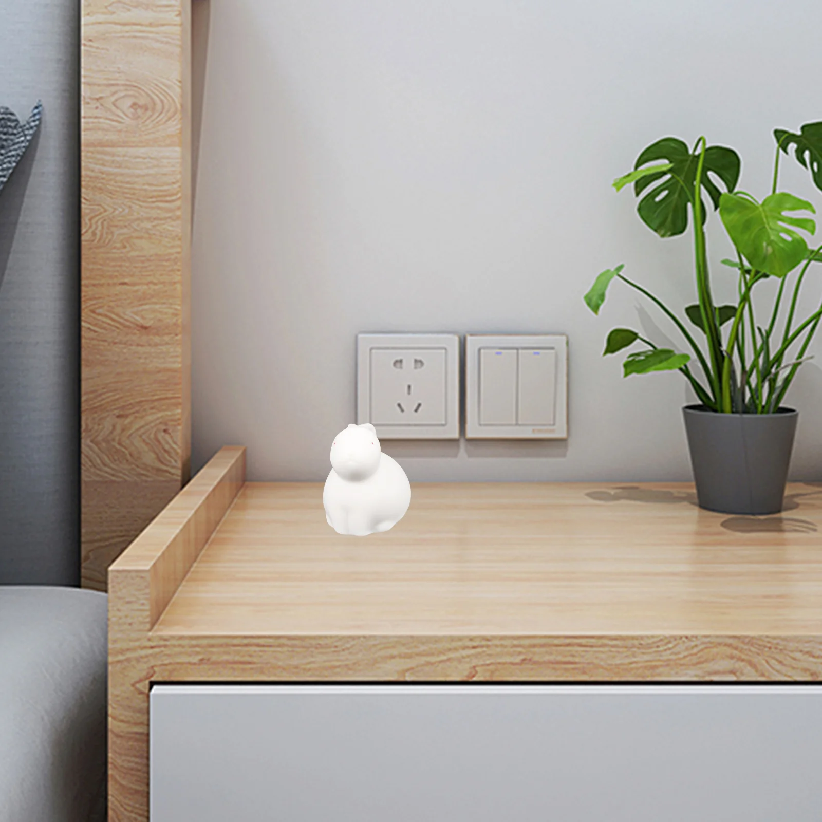 

Ceramic Rabbit Desktop Decor Vivid Cartoon Bunny Ceramic Ornament Tea Pet Year of Rabbit Micro Landscape