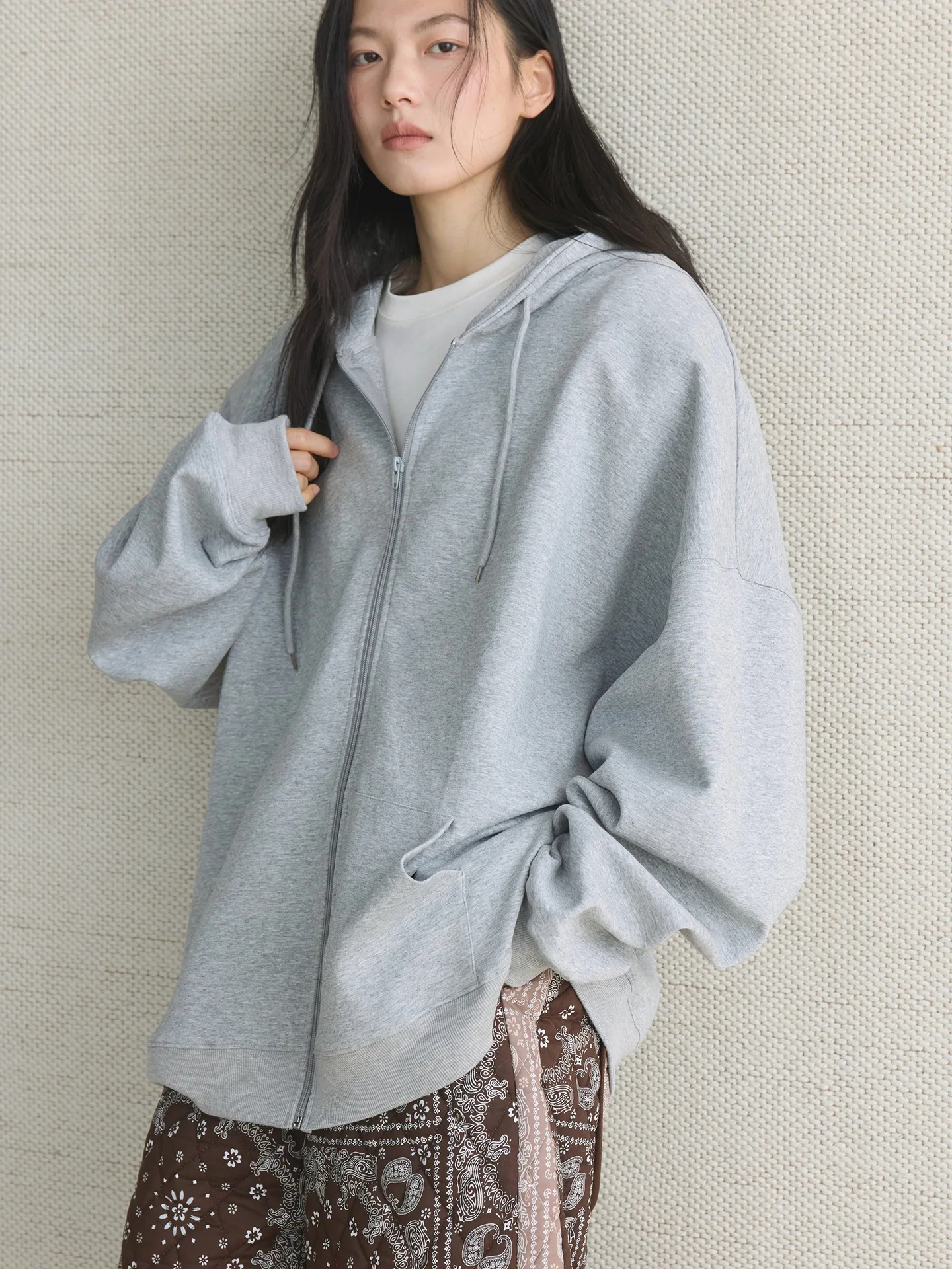 

Early spring simple and fashionable detachable shoulder pad hooded cardigan sweatshirt loose silhouette top for women