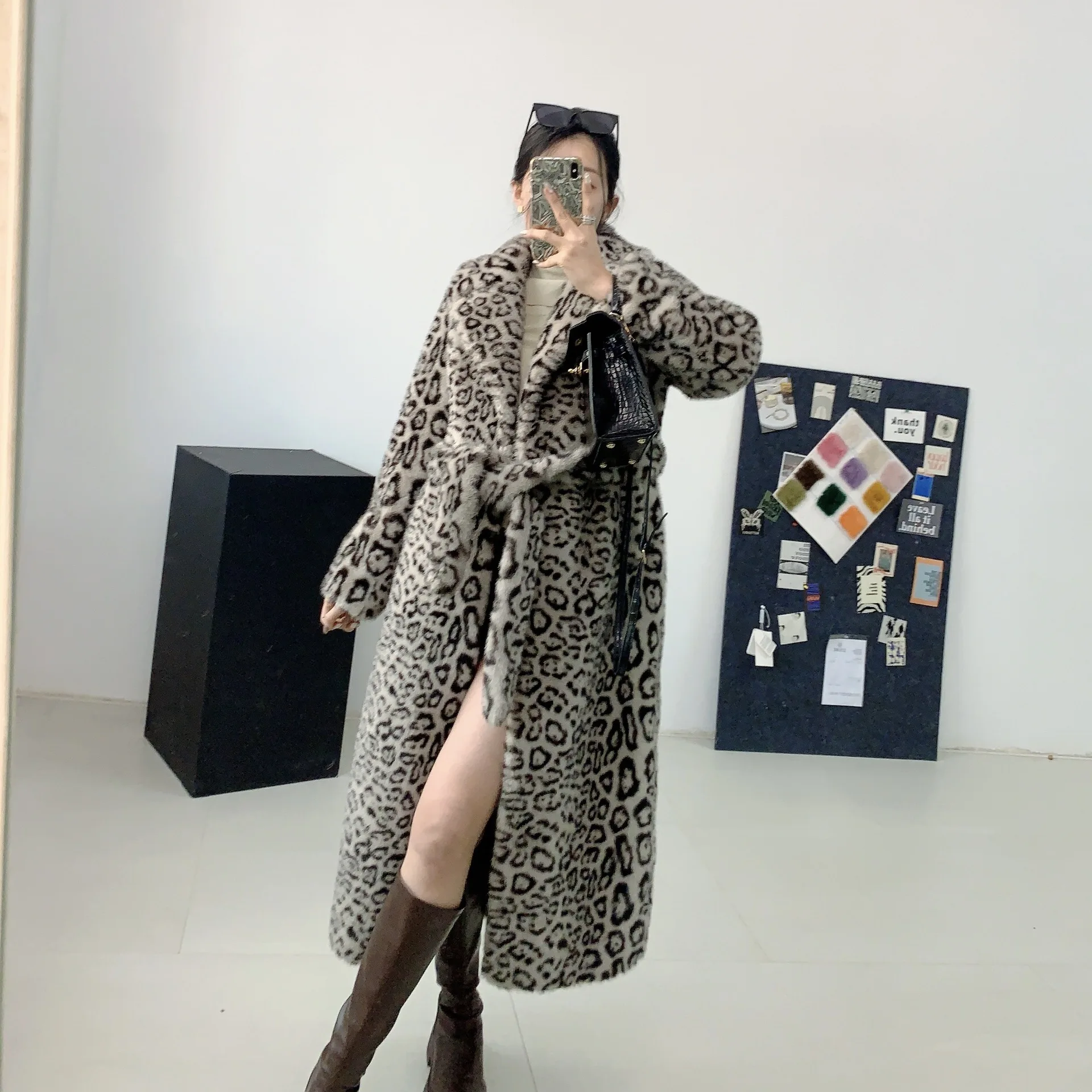 2024 autumn and winter new environmentally friendly fur imitation mink fur leopard print extended plus size women\'s clothing