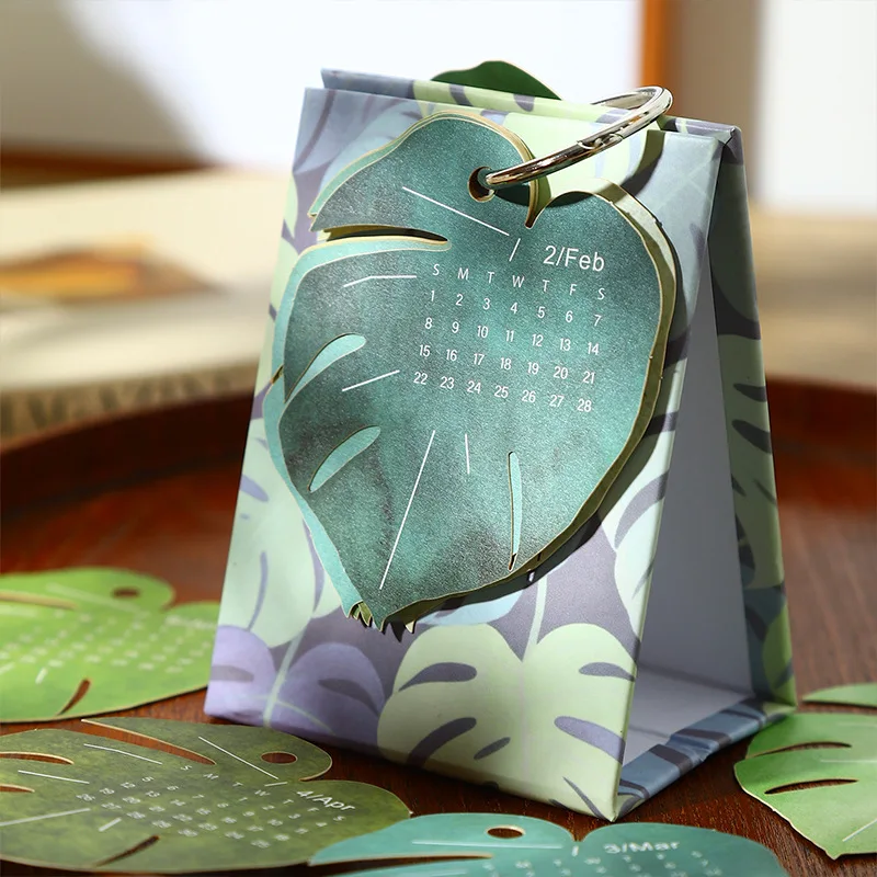 Funny Forest Theme Calendar Books 2026 Creative Leaf Shape Mini Portable Desk Calendar Monthly Schedual Desktop Decorations