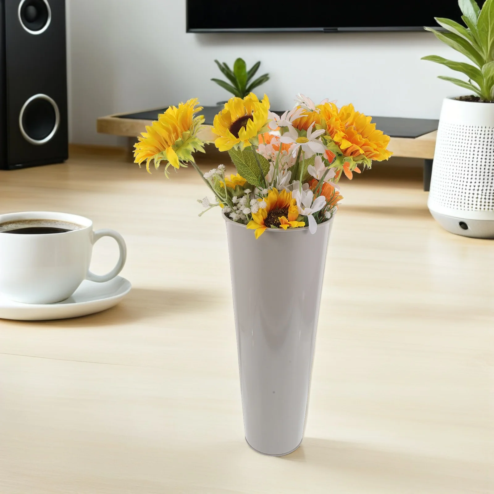 

Iron Art Vase 40Cm Tall Wrought Iron Flower Vase For Tabletop Bookshelf Decor Metal Planter Vintage Farmhouse Wedding