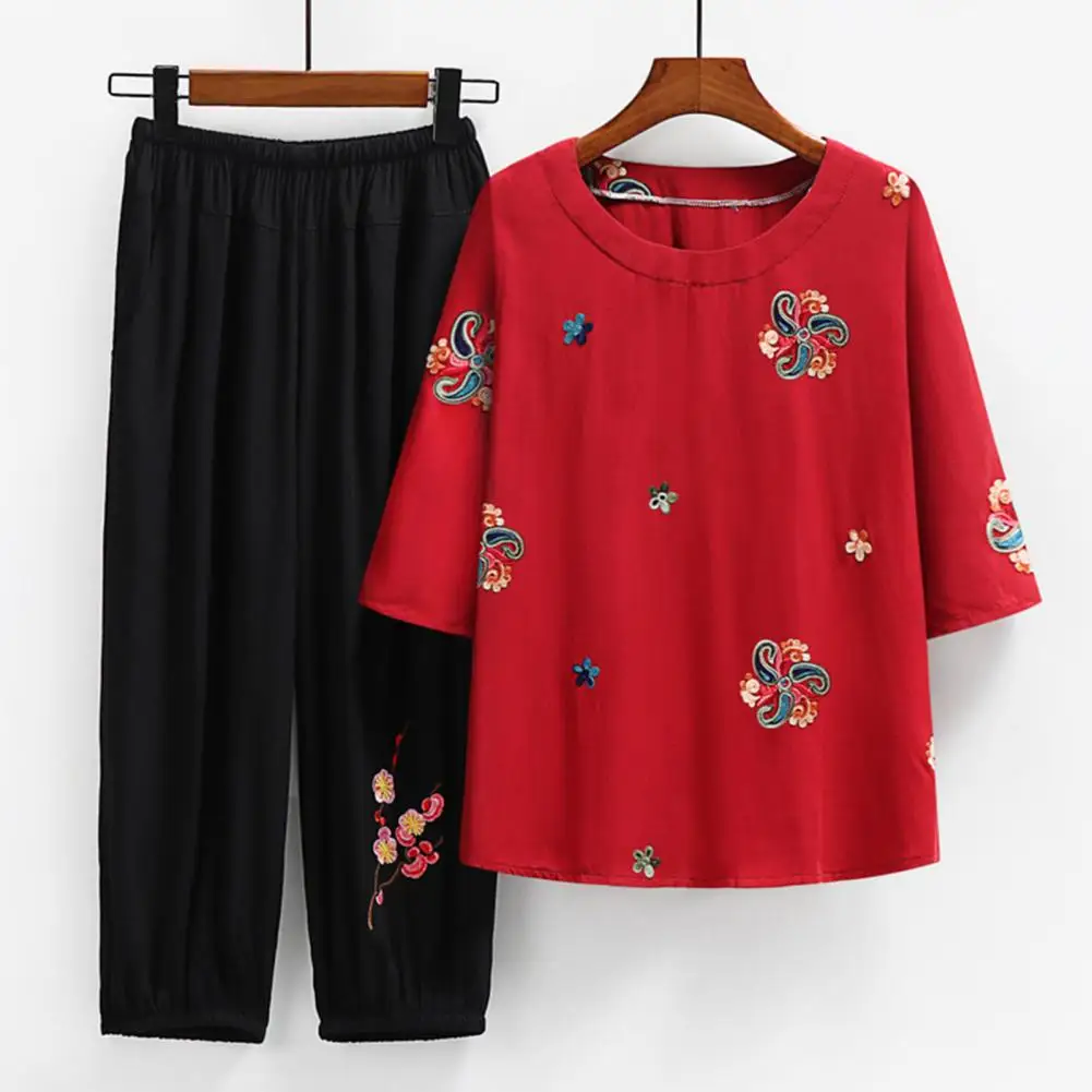 

Trendy Autumn Pajamas Set Flower Pattern Pullover Ethic Style Women Top Pants Set Mid Waist