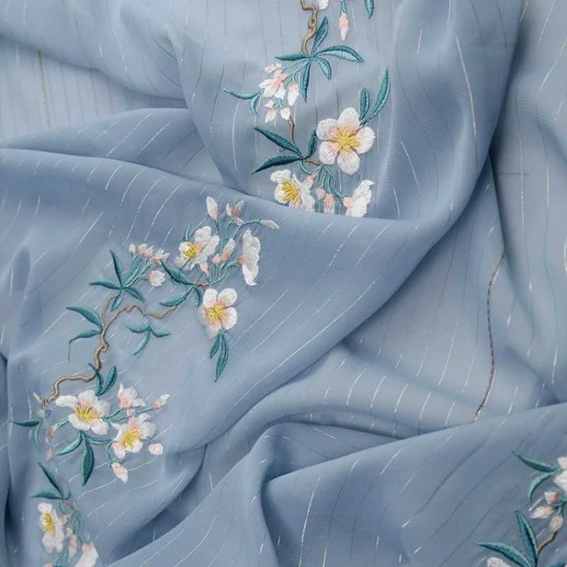 

Синий вышитый цветок, серебряная пряжа, шифоновая ткань для одежды, платья, ручная ткань «сделай сам», на метр