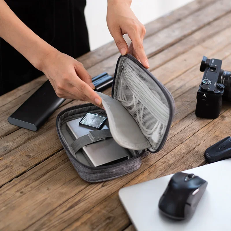 Bolsa de viaje para accesorios, bolso portátil para almacenamiento de suministros digitales y cables USB, cargador, organizador de gadgets, kit de cosméticos, con cremallera